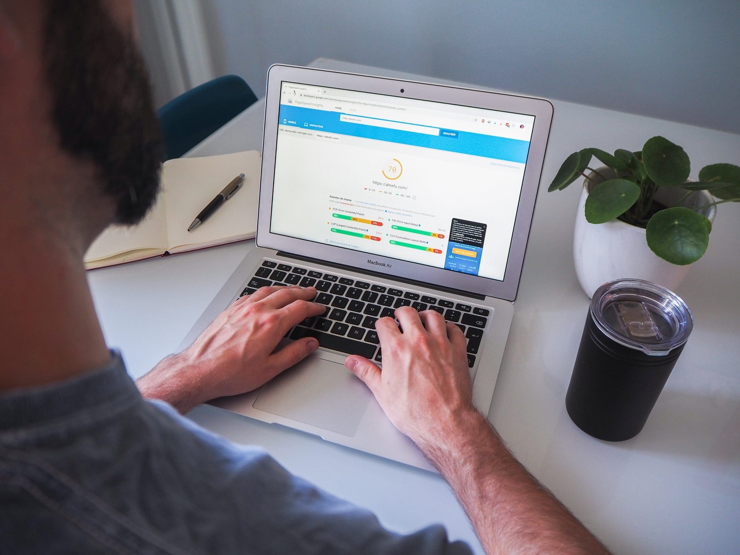 Outsmart Your Competition With Internet Marketing Insights