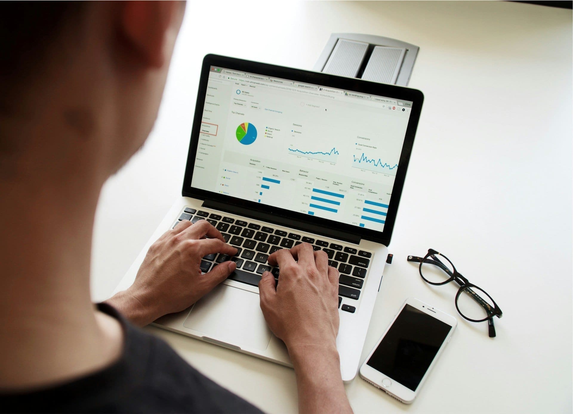 Compare Moz Plans and Find the Best Fit for Your Needs