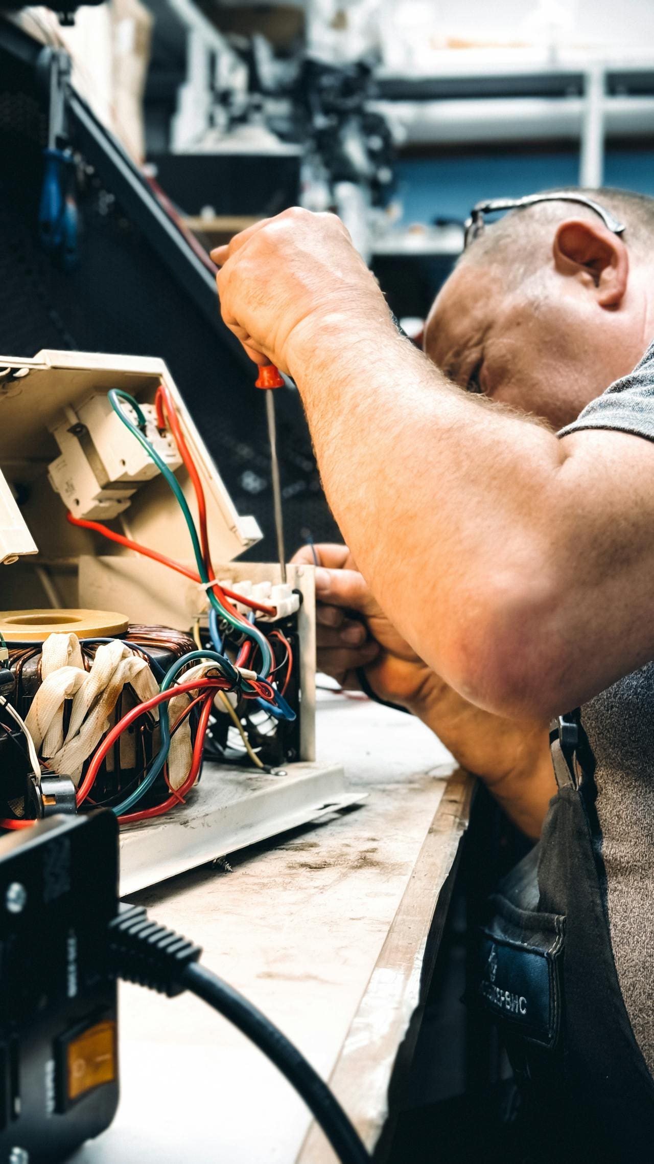 HVAC Technician Repair